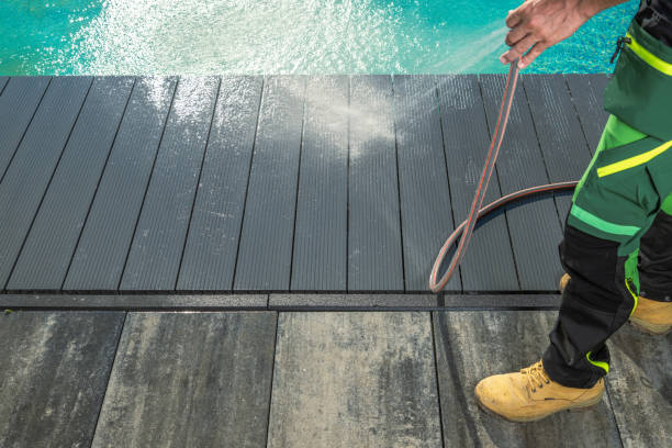 Best Residential Pressure Washing Services  in Saratoga, WY